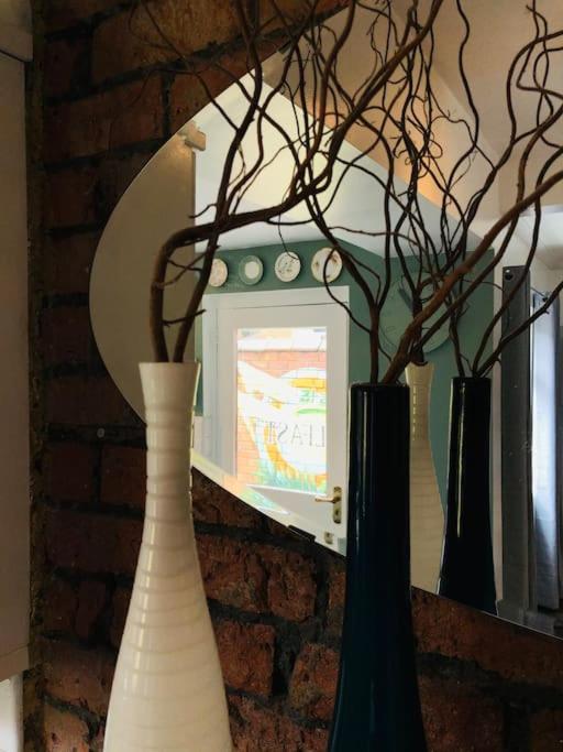 Cosy Two Bed Terraced House 7Min Drive From City بلفاست المظهر الخارجي الصورة